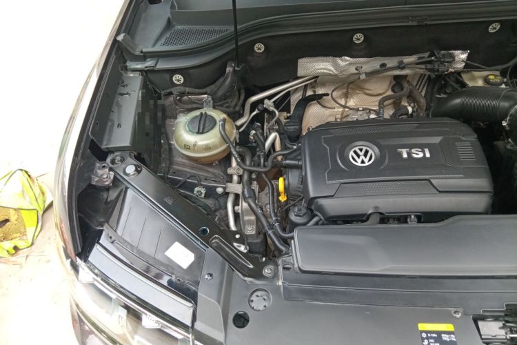 Used Volkswagen Teramont 2020 380TSI Four-Wheel Drive Luxury Version China VI Standard Engine Bay Right