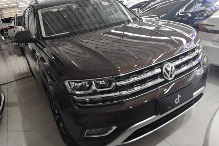 Used Volkswagen Teramont 2020 330TSI Two-Wheel-Drive Luxury Edition China VI Standard Exterior 1