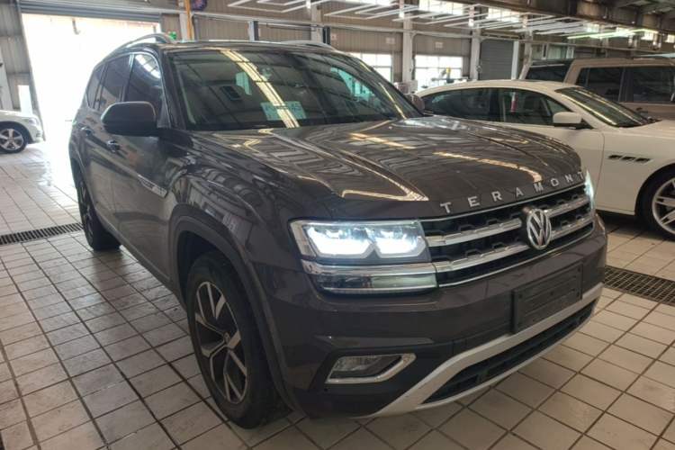 Used Volkswagen Teramont 2020 Revised Version 380TSI Four-Wheel Drive Luxury Edition Front Right 45 Deg