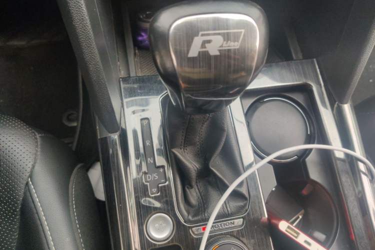 Used Volkswagen Teramont 2020 380TSI Four-Wheel Drive Luxury Version China VI Standard Gear Lever