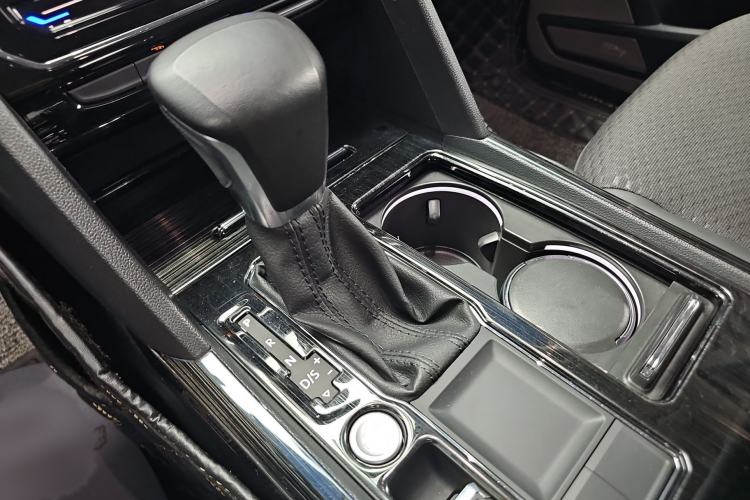 Used Volkswagen Teramont 2020 330TSI Two-Wheel Drive Comfort Edition China VI Standard Gear Lever