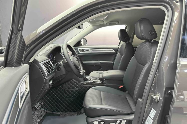 Used Volkswagen Teramont 2020 330TSI Two-Wheel Drive Comfort Edition China VI Standard Interior 2