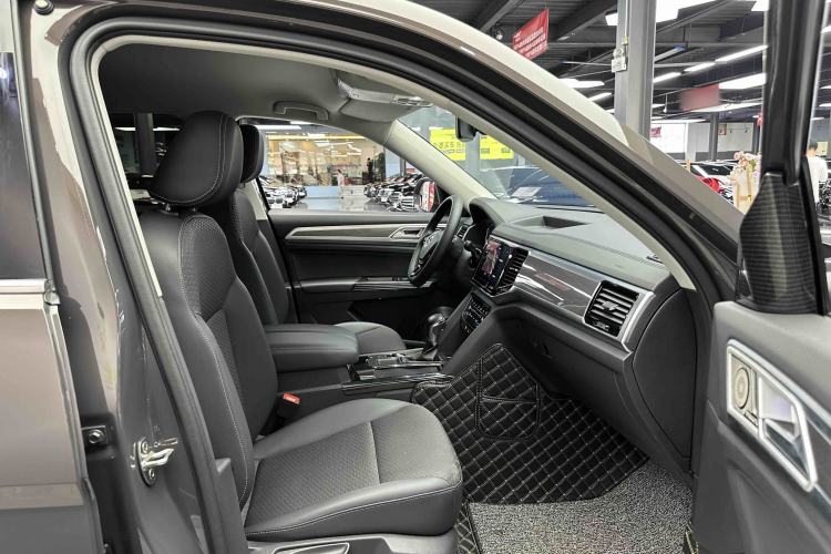 Used Volkswagen Teramont 2020 330TSI Two-Wheel Drive Comfort Edition China VI Standard Interior 3