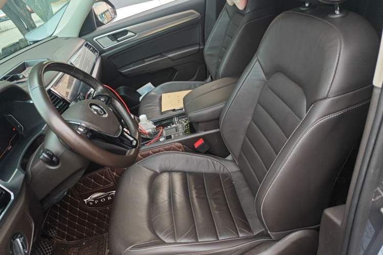 Used Volkswagen Teramont 2020 330TSI Two-Wheel-Drive Luxury Edition China VI Standard Left Front Seat