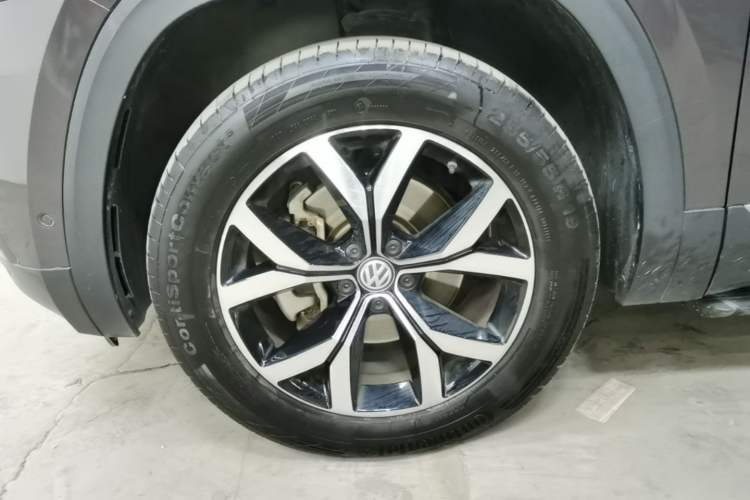 Used Volkswagen Teramont 2020 380TSI Four-Wheel Drive Luxury Version China VI Standard Left Front Wheel Hub