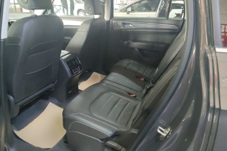 Used Volkswagen Teramont 2020 330TSI Two-Wheel-Drive Luxury Edition China V Standard Left Rear Seat