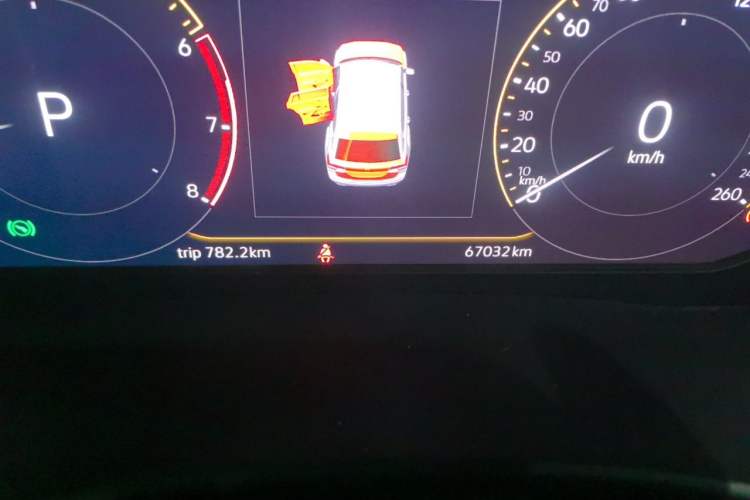 Used Volkswagen Teramont 2020 330TSI Two-Wheel-Drive Luxury Edition China VI Standard Odometer Close Up