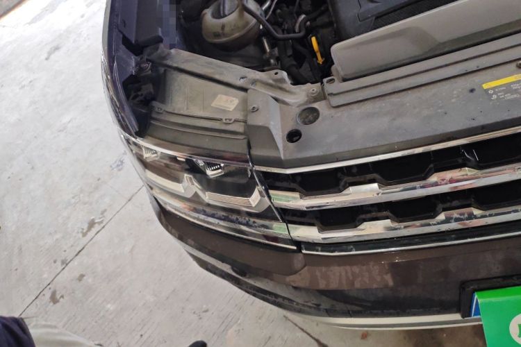 Used Volkswagen Teramont 2020 380TSI Four-Wheel Drive Luxury Version China VI Standard Right Front Headlight