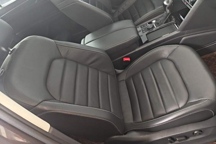 Used Volkswagen Teramont 2020 380TSI Four-Wheel Drive Luxury Version China VI Standard Right Front Seat
