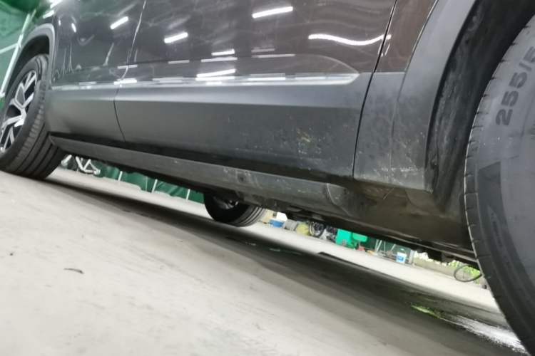 Used Volkswagen Teramont 2020 380TSI Four-Wheel Drive Luxury Version China VI Standard Right Side Sill