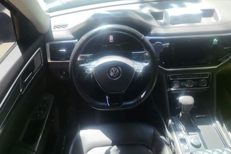 Used Volkswagen Teramont 2020 380TSI Four-Wheel Drive Luxury Version China VI Standard Steering Wheel
