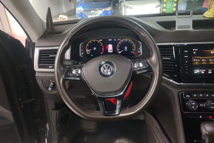 Used Volkswagen Teramont 2020 Revised Version 380TSI Four-Wheel Drive Luxury Edition Steering Wheel