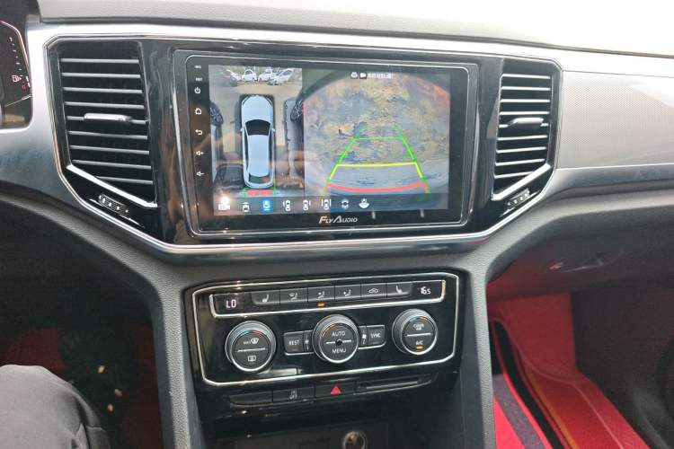 Used Volkswagen Teramont 2020 Revised Version 330TSI Two-Wheel Drive Luxury Edition Audio And AC Panel
