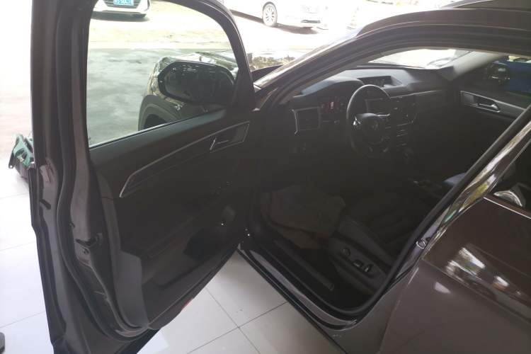 Used Volkswagen Teramont 2020 530 V6 Four-Wheel Drive Luxury Version China VI Standard Driver Seat