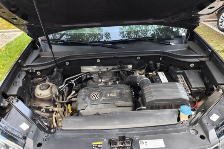 Used Volkswagen Teramont 2020 Revised Version 380TSI Four-Wheel Drive Luxury Edition Engine Bay