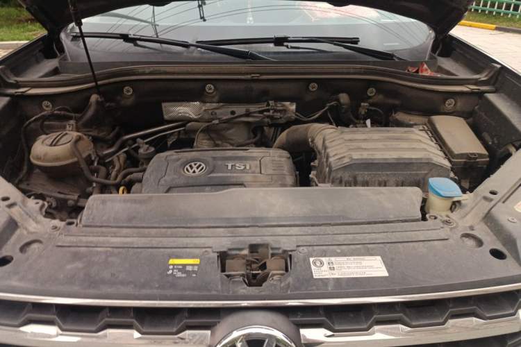 Used Volkswagen Teramont 2020 380TSI Four-Wheel Drive Luxury Version China VI Standard Engine Bay