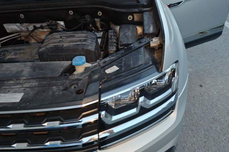 Used Volkswagen Teramont 2020 380TSI Four-Wheel Drive Luxury Version China VI Standard Engine Bay Left