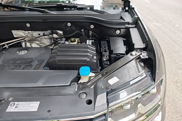 Used Volkswagen Teramont 2020 330TSI Two-Wheel-Drive Luxury Edition China VI Standard Engine Bay Left
