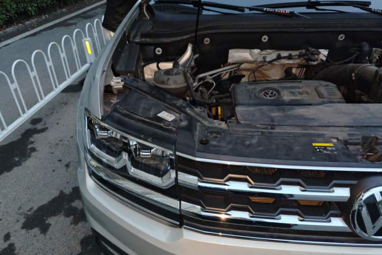 Used Volkswagen Teramont 2020 380TSI Four-Wheel Drive Luxury Version China VI Standard Engine Bay Right