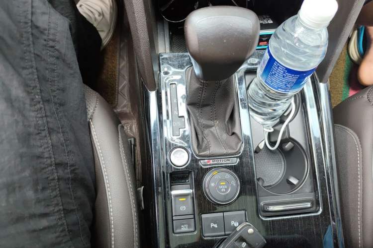 Used Volkswagen Teramont 2020 380TSI Four-Wheel Drive Luxury Version China VI Standard Gear Lever