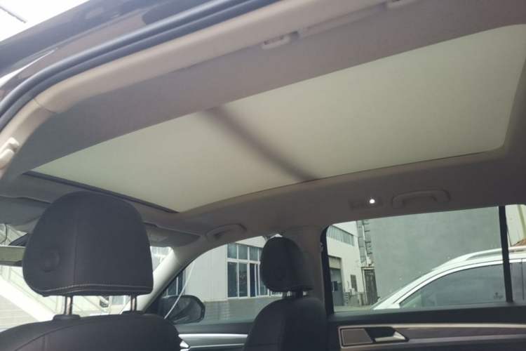 Used Volkswagen Teramont 2020 Revised Version 380TSI Four-Wheel Drive Luxury Edition Headliner