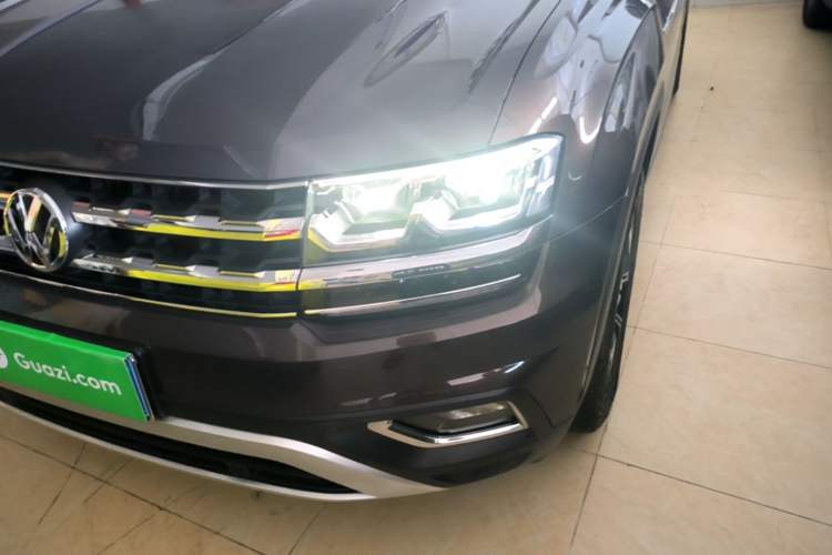 Used Volkswagen Teramont 2020 530 V6 Four-Wheel Drive Luxury Version China VI Standard Left Front Headlight