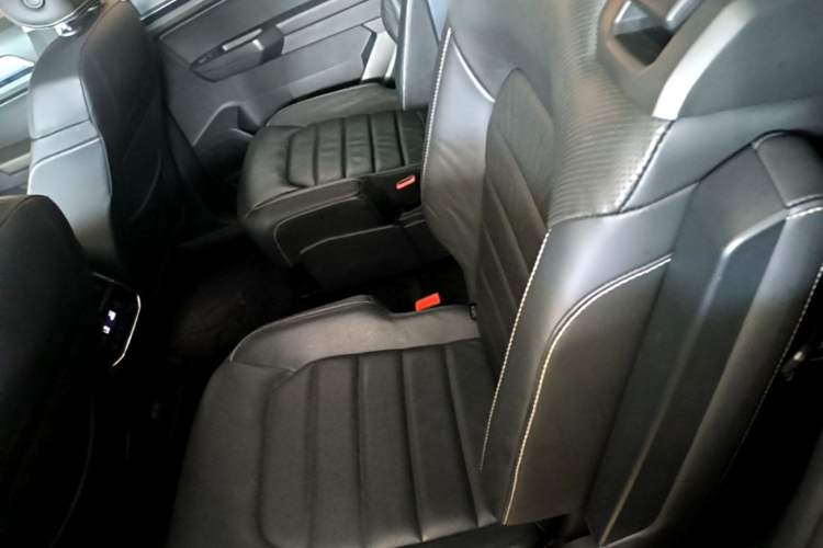 Used Volkswagen Teramont 2020 530 V6 Four-Wheel Drive Luxury Version China VI Standard Left Rear Seat