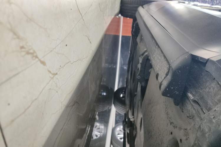 Used Volkswagen Teramont 2020 380TSI Four-Wheel Drive Luxury Version China VI Standard Right Side Sill