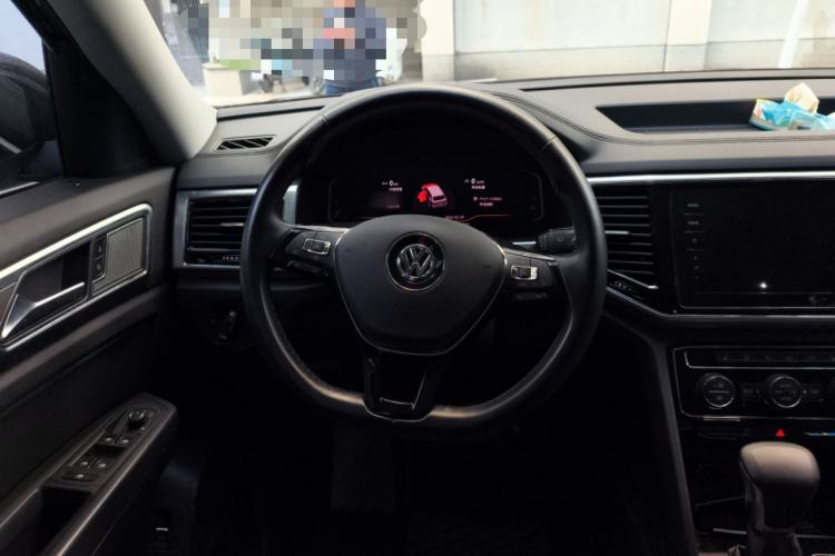 Used Volkswagen Teramont 2020 Revised Version 380TSI Four-Wheel Drive Luxury Edition Steering Wheel