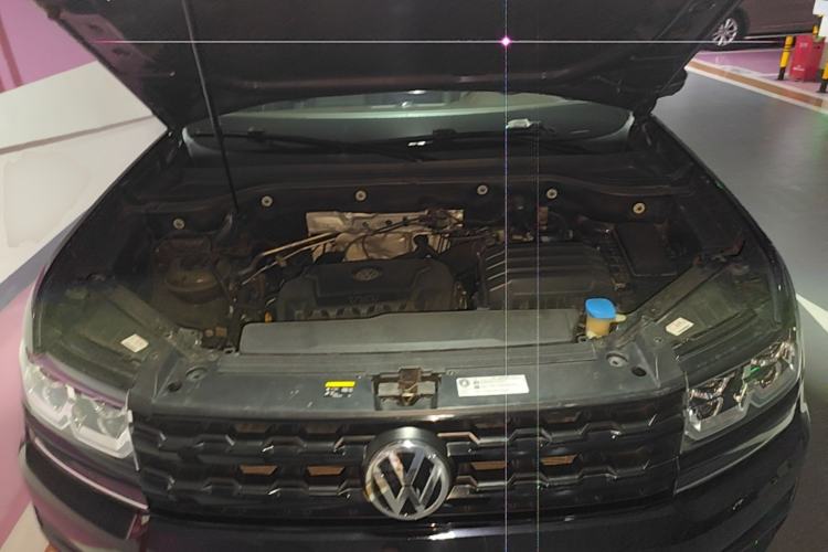 Used Volkswagen Teramont 2020 Revised Version 330TSI Two-Wheel Drive Luxury Edition Engine Bay