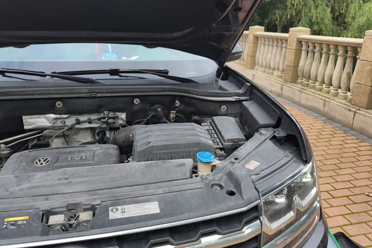 Used Volkswagen Teramont 2020 380TSI Four-Wheel Drive Luxury Version China VI Standard Engine Bay Left