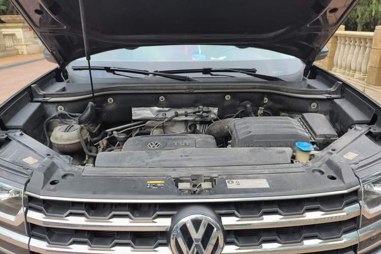 Used Volkswagen Teramont 2020 380TSI Four-Wheel Drive Luxury Version China VI Standard Engine Bay