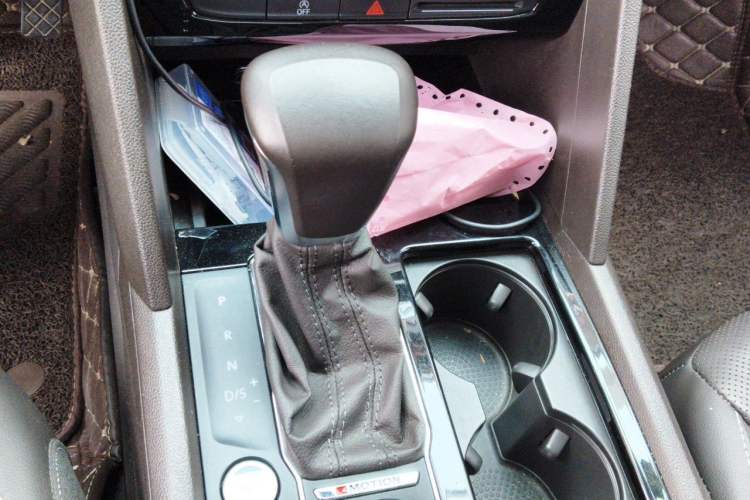 Used Volkswagen Teramont 2020 380TSI Four-Wheel Drive Luxury Version China VI Standard Gear Lever
