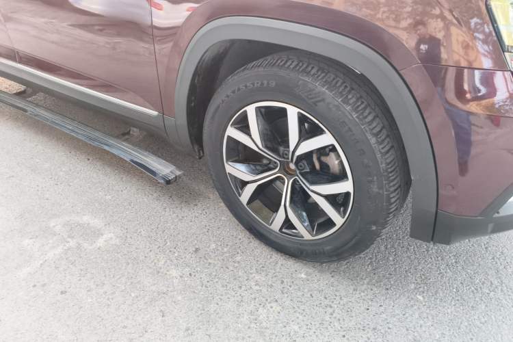 Used Volkswagen Teramont 2020 380TSI Four-Wheel Drive Luxury Version China VI Standard Right Front Wheel Hub
