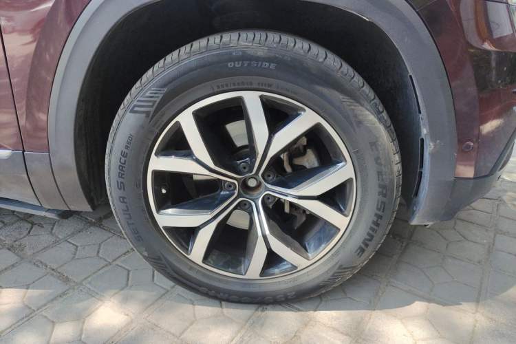 Used Volkswagen Teramont 2020 380TSI Four-Wheel Drive Luxury Version China VI Standard Right Front Wheel Hub