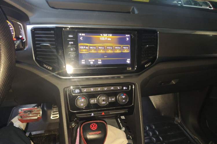 Used Volkswagen Teramont 2020 380TSI Four-Wheel Drive Luxury Version China VI Standard Audio And AC Panel