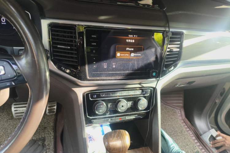 Used Volkswagen Teramont 2020 330TSI Two-Wheel-Drive Luxury Edition China VI Standard Audio And AC Panel