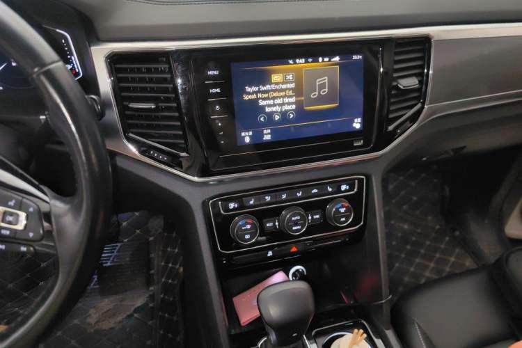 Used Volkswagen Teramont 2020 Revised Version 330TSI Two-Wheel Drive Luxury Edition Audio And AC Panel