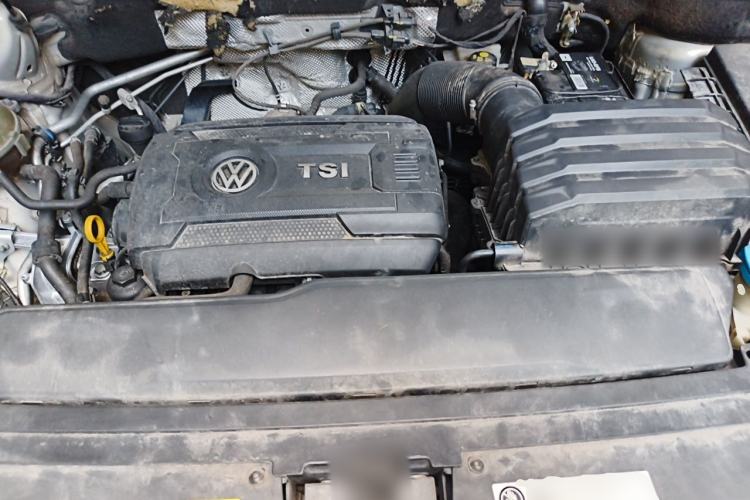 Used Volkswagen Teramont 2020 Revised Version 380TSI Four-Wheel Drive Luxury Edition Engine Bay