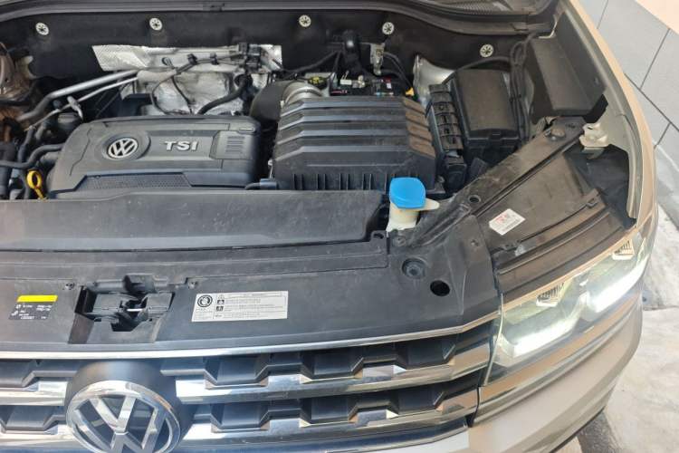 Used Volkswagen Teramont 2020 380TSI Four-Wheel Drive Luxury Version China VI Standard Engine Bay Left