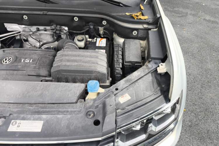 Used Volkswagen Teramont 2020 380TSI Four-Wheel Drive Comfort Edition China VI Standard Engine Bay Left