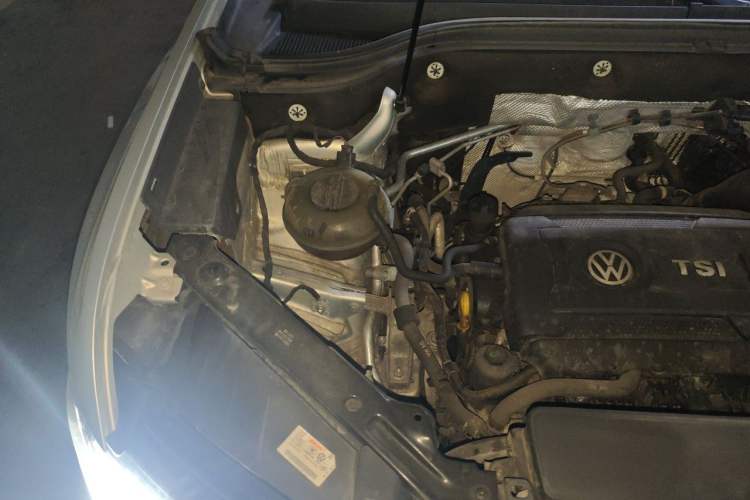Used Volkswagen Teramont 2020 380TSI Four-Wheel Drive Luxury Version China VI Standard Engine Bay Right