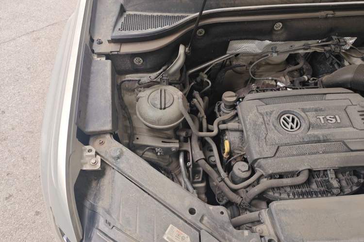 Used Volkswagen Teramont 2020 380TSI Four-Wheel Drive Luxury Version China VI Standard Engine Bay Right