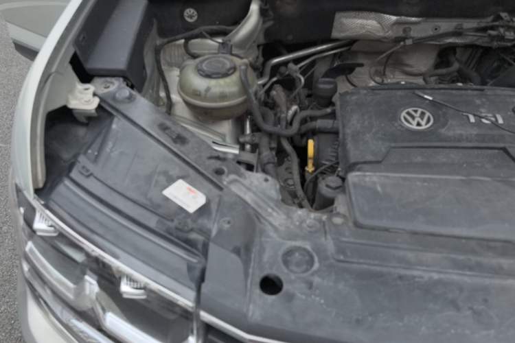 Used Volkswagen Teramont 2020 380TSI Four-Wheel Drive Luxury Version China VI Standard Engine Bay Right