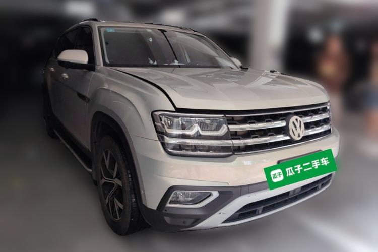 Used Volkswagen Teramont 2020 Revised Version 330TSI Two-Wheel Drive Luxury Edition Front Right 45 Deg