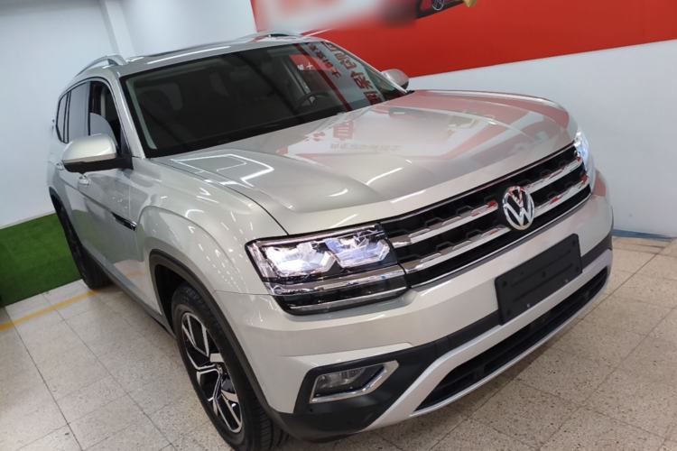 Used Volkswagen Teramont 2020 330TSI Two-Wheel-Drive Luxury Edition China VI Standard Front Right 45 Deg