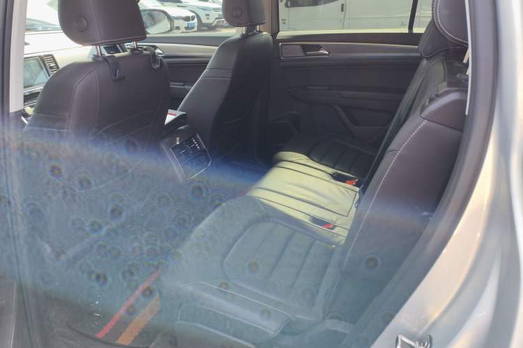 Used Volkswagen Teramont 2020 380TSI Four-Wheel Drive Luxury Version China VI Standard Left Rear Seat