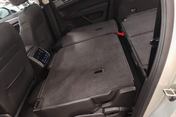 Used Volkswagen Teramont 2020 330TSI Two-Wheel-Drive Luxury Edition China VI Standard Left Rear Seat