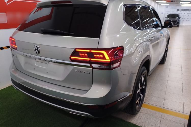 Used Volkswagen Teramont 2020 330TSI Two-Wheel-Drive Luxury Edition China VI Standard Rear Right 45 Deg