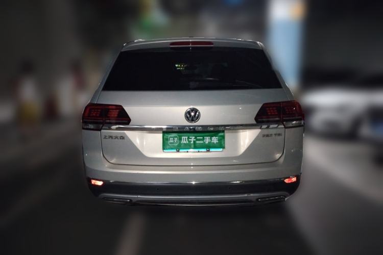 Used Volkswagen Teramont 2020 330TSI Two-Wheel-Drive Luxury Edition China VI Standard Rear